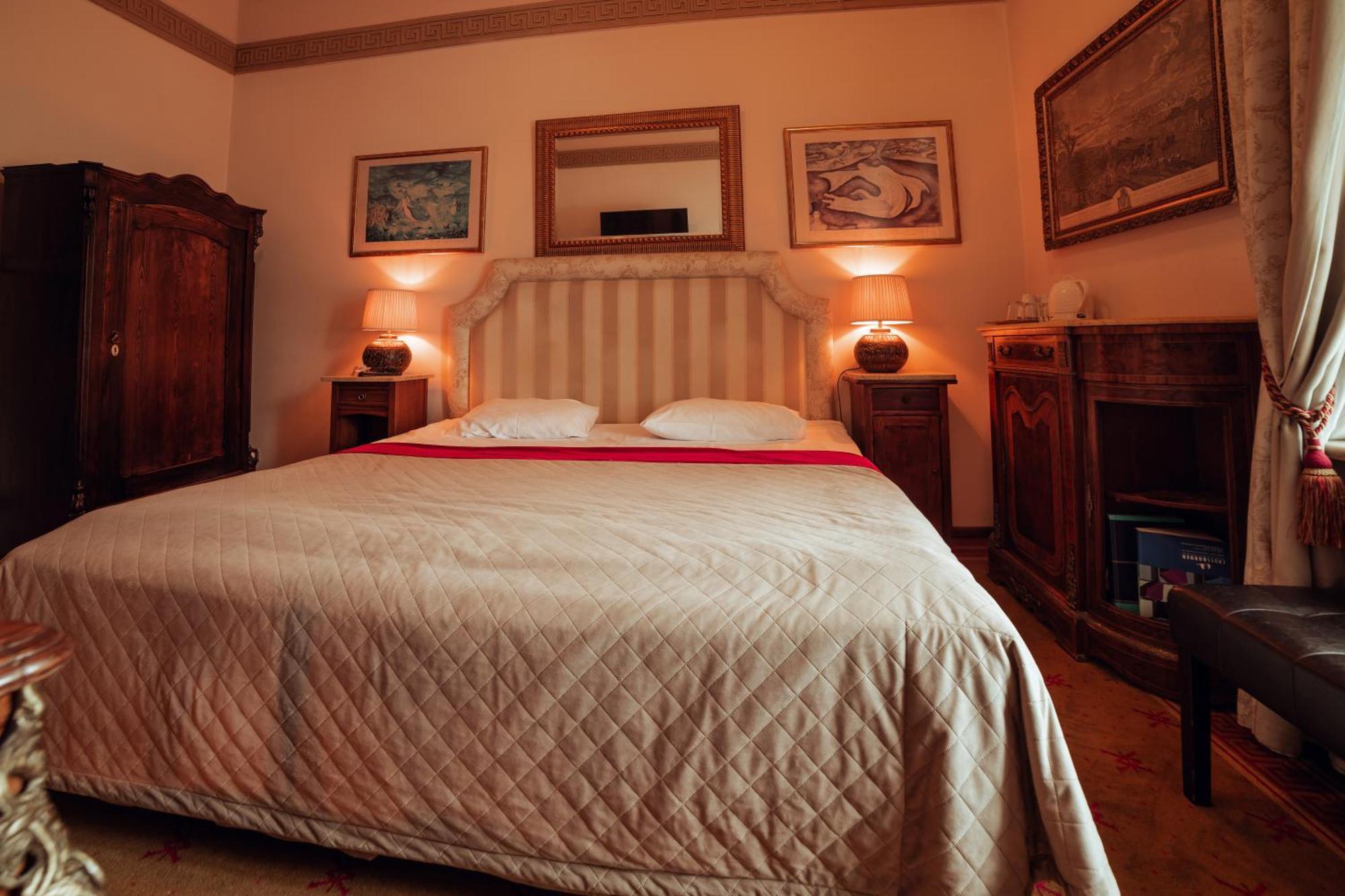 Hotel Ambasada Boleslawiec Boleslawiec  Kültér fotó