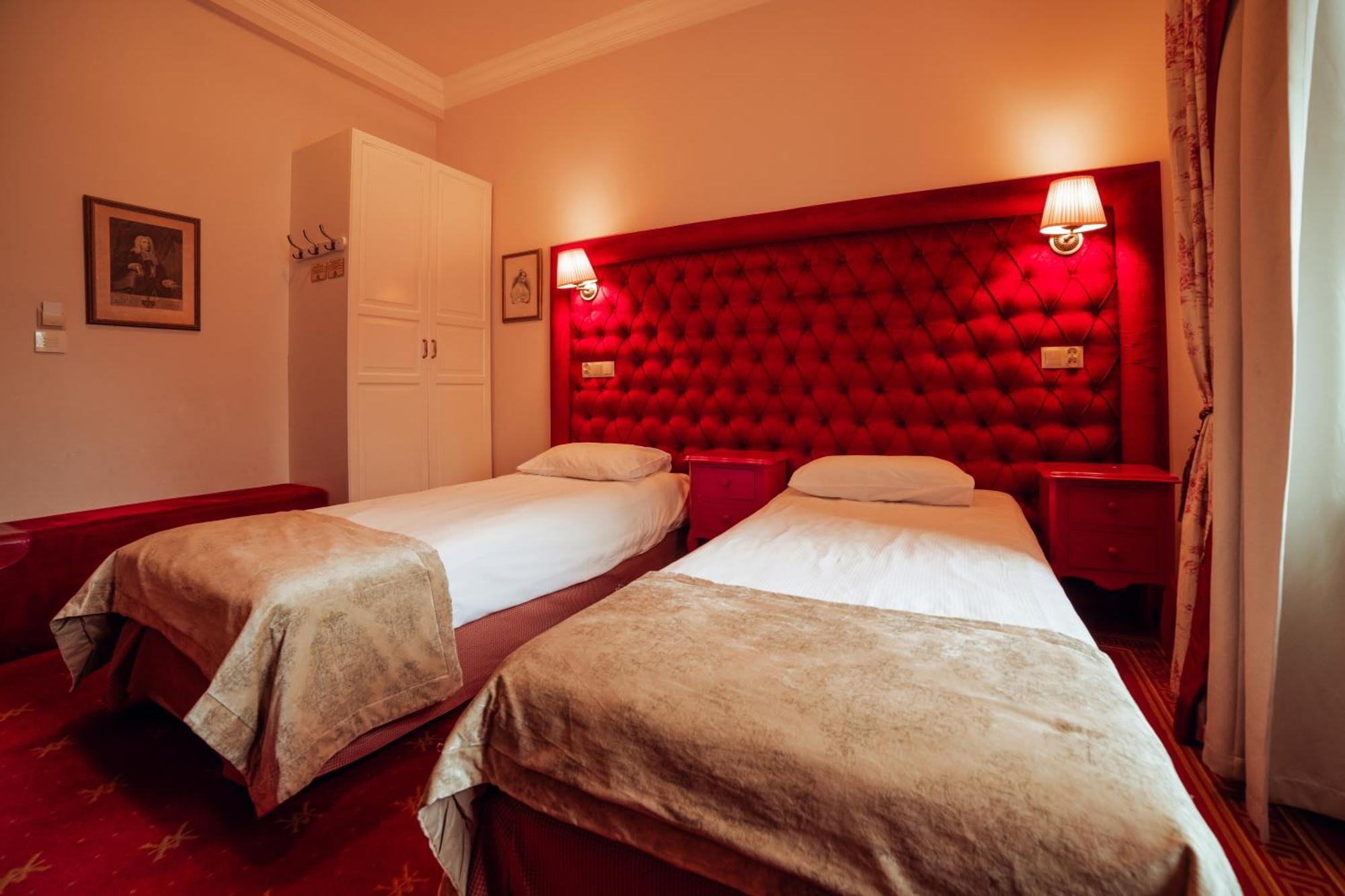Hotel Ambasada Boleslawiec Boleslawiec  Kültér fotó