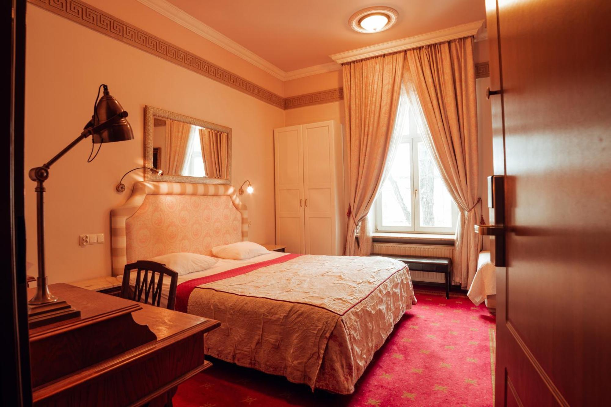 Hotel Ambasada Boleslawiec Boleslawiec  Kültér fotó