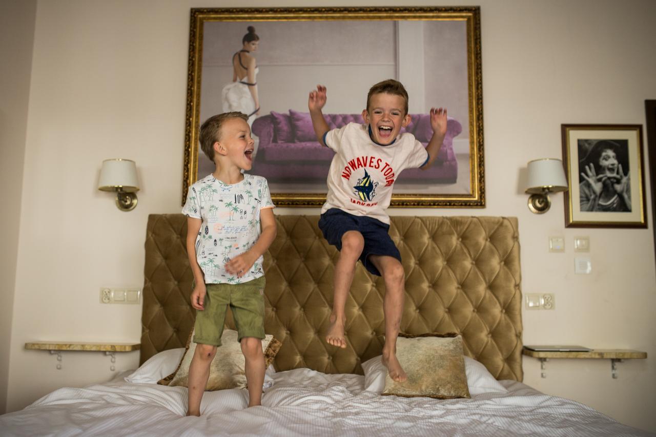 Hotel Ambasada Boleslawiec Boleslawiec  Kültér fotó